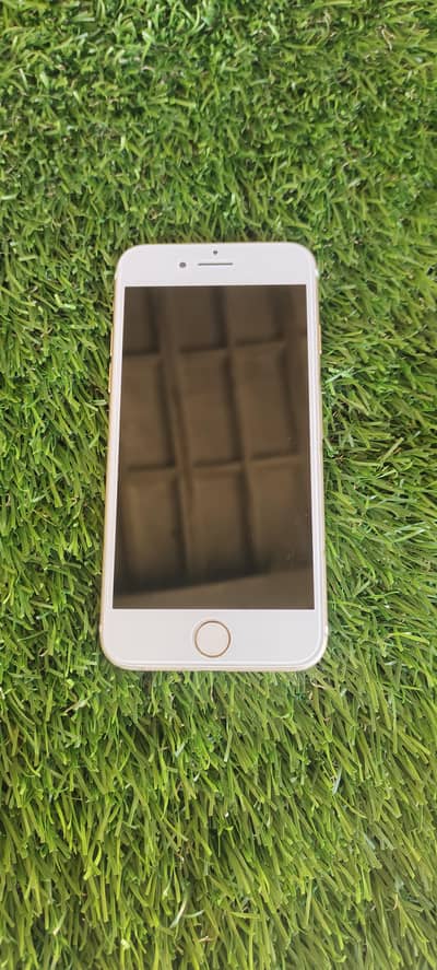 iphone 7 for urgent sell  03195872634