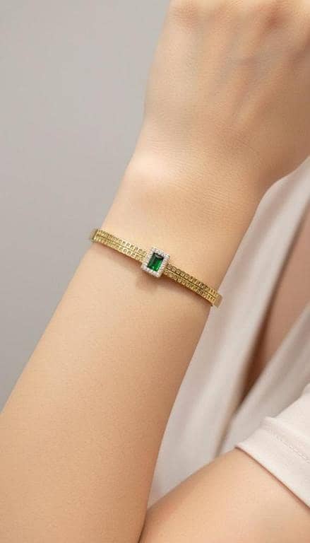 Luxury Gold-Plated Emerald Green Bangle - Elegant Square Cut Crystal Bracelet. .