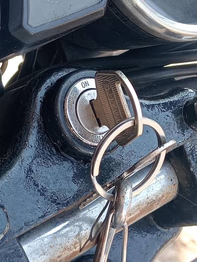 aslamualikum alhamdulillah bike okay hi second owner hi