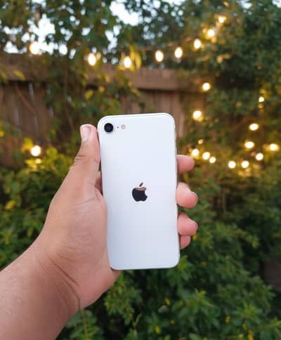  iPhone SE (2nd generation) – 64GB (White)