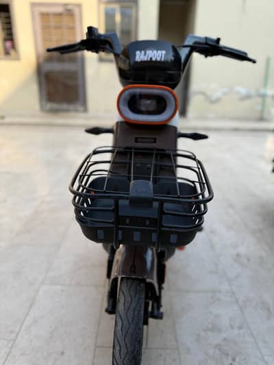 I AM SELLING RAMZA KUILING FOR OTHER DETAILS MOVE FORWARD.