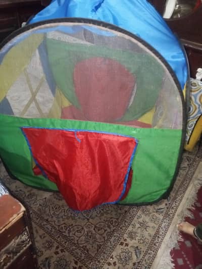 playhouse with 50 bolls only 1500