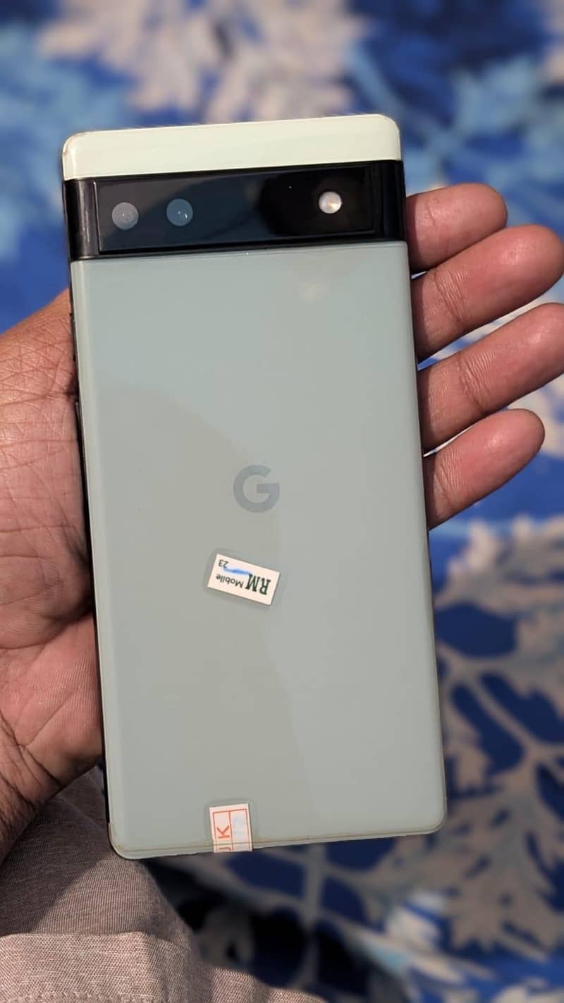 GOOGLE PIXEL 6A 1