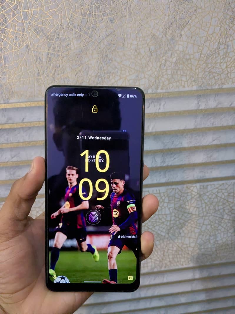 Sharp Aquos Zero 5g basic 1