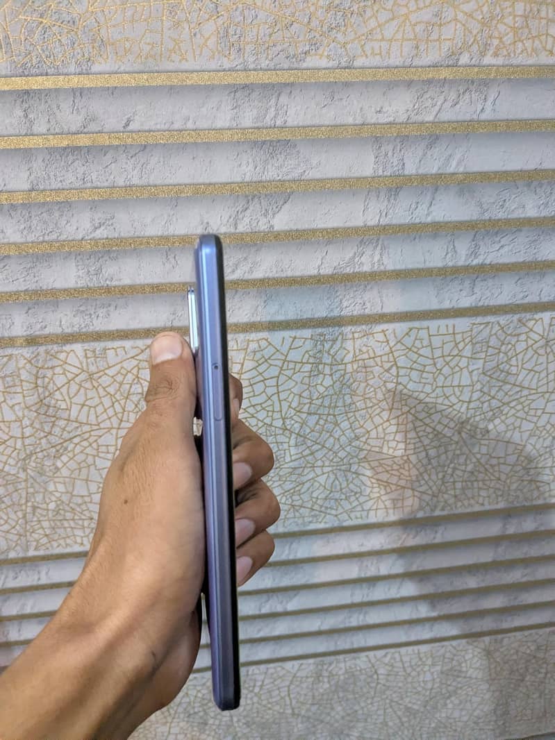 Sharp Aquos Zero 5g basic 12