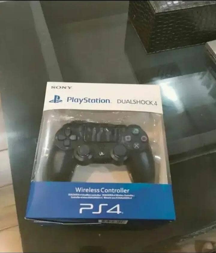 PS4 CONTROLLER 0