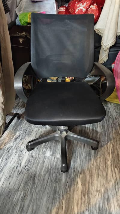 Used computer chair for sale in G13