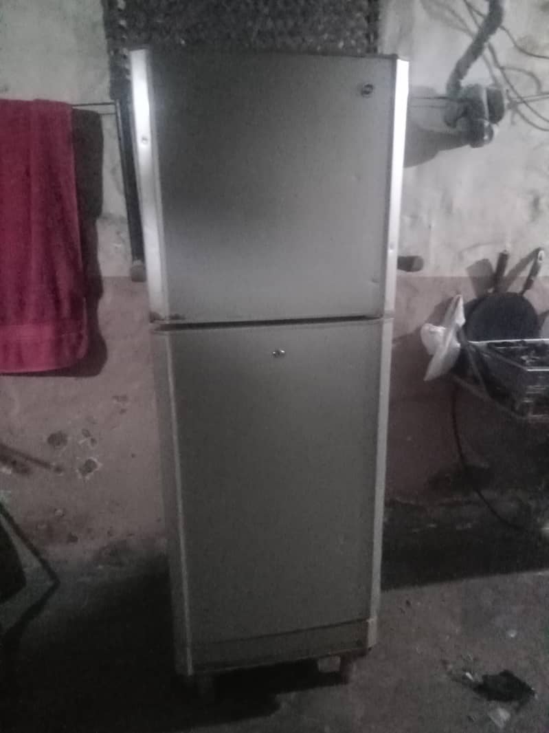 ریفریجریٹر 4