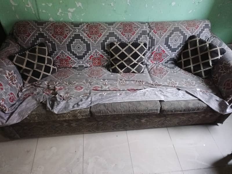 Sofas in affordable range 1