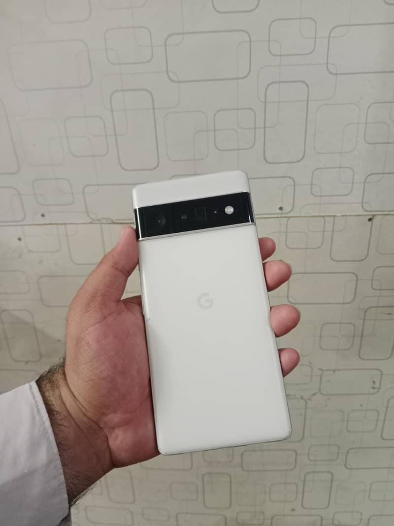 12/128 single plus E sim 0