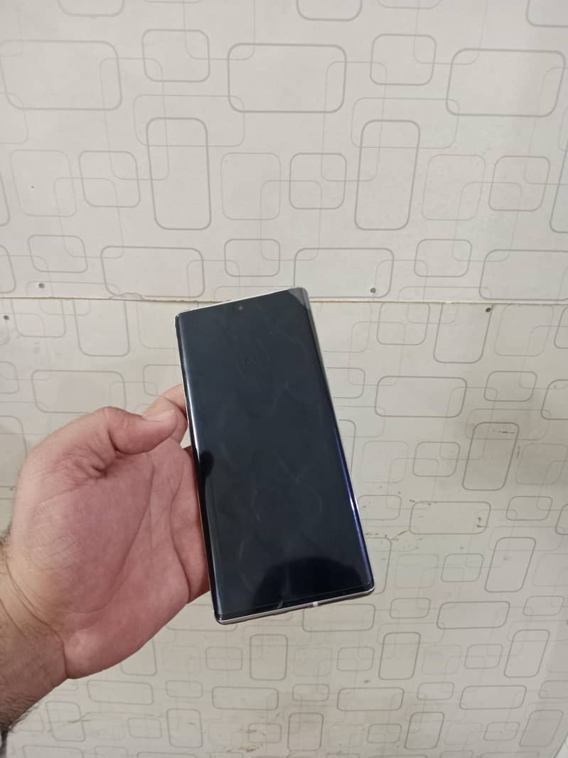 12/128 single plus E sim 1