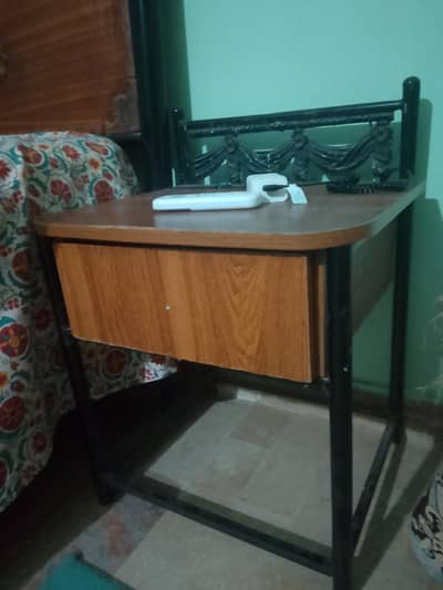 heavy rod iron metrial with wood touch,