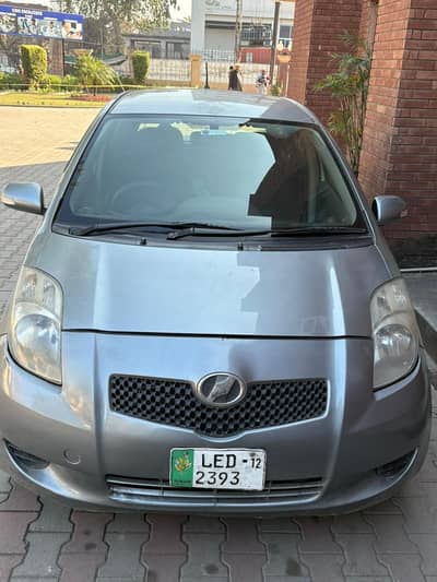 Toyota vitz  2007 cndition 100% ok working