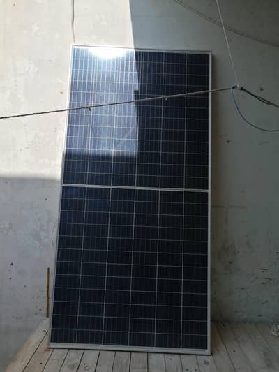 solar panel 340w good condition
