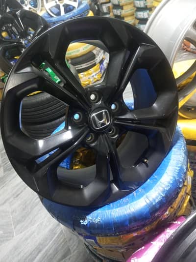 Hinda Genuine Alloy wheels RS Turbo 17"/114PCD