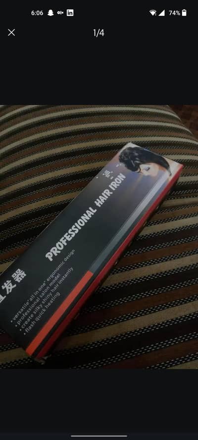 Zig zag hair straightener