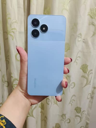 Realme note 50