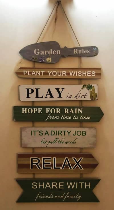Motivational wall hanging