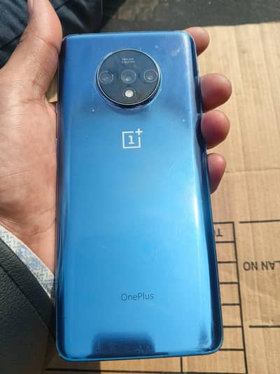 one plus 7t 8gb . 128gb