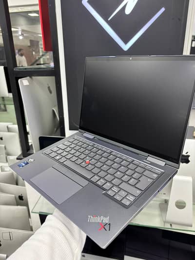 Lenovo ThinkPad X1 Yoga – Core i7 12th Gen | 32GB RAM | 512GB SSD