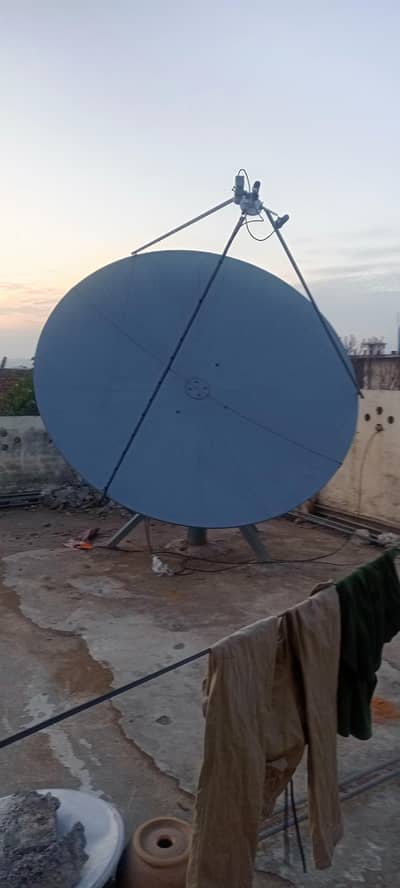 10 feet Dish Antenna with Fixed stand (very heavy gauge)