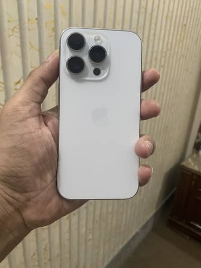 Iphone 14 pro 128gb pta approved white colour water pack 85% health