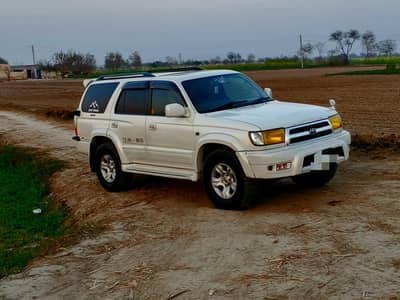 Hilux Surf 2023 Registered