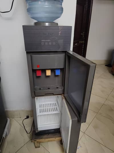 water dispenser 10/10 conditon