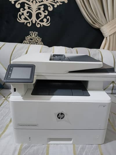 hp laserjet pro MFP  M426dw