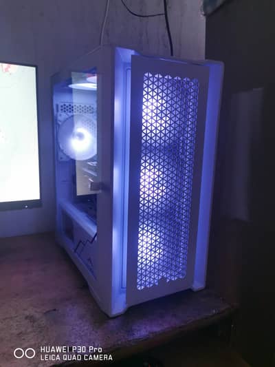 Gaming pc is up to sale