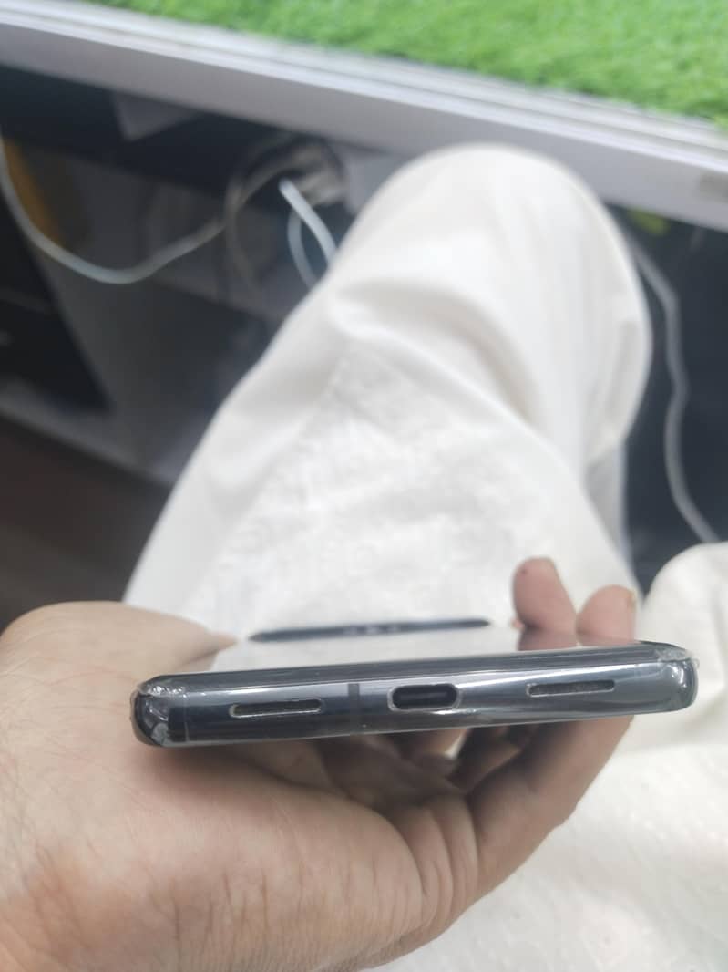 Google Pixel 7 pro 4