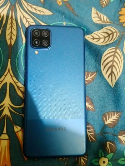 Samsung A12