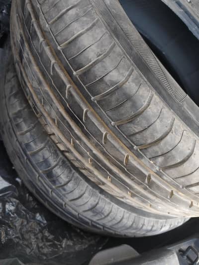 Yokohama new condition tyre for sale size 14/175