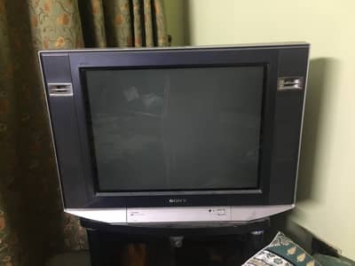 Sony TV 17' inch working good condition