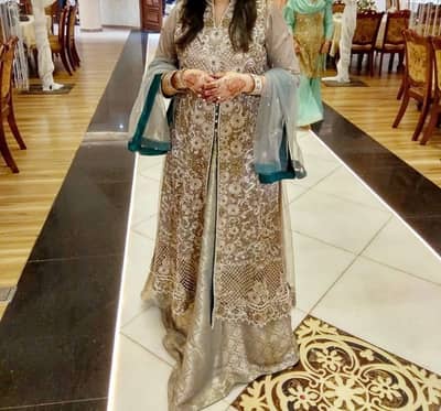 Formal wear small to medium worn twice only