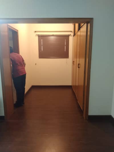 1 Kanal Double Unit Full House Is Available For Rent In Dha Phase 1 Near National Hospital