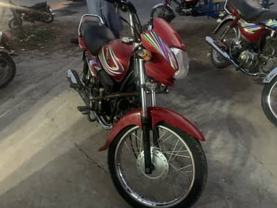 Honda 100 cc 2019 model all ok bike no need any work engine oil change