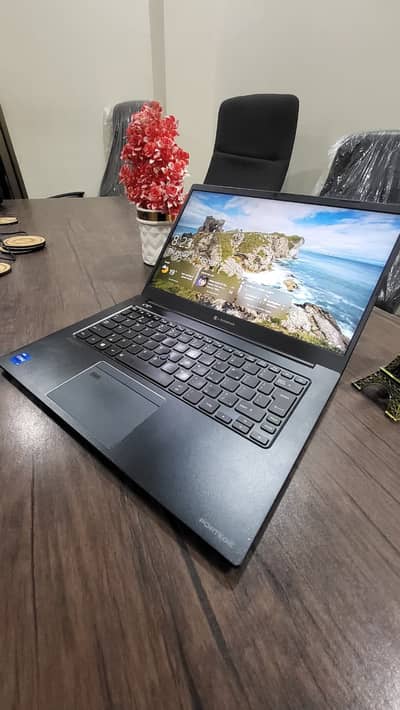 toshiba i7 11th 16Gb (03256785678)