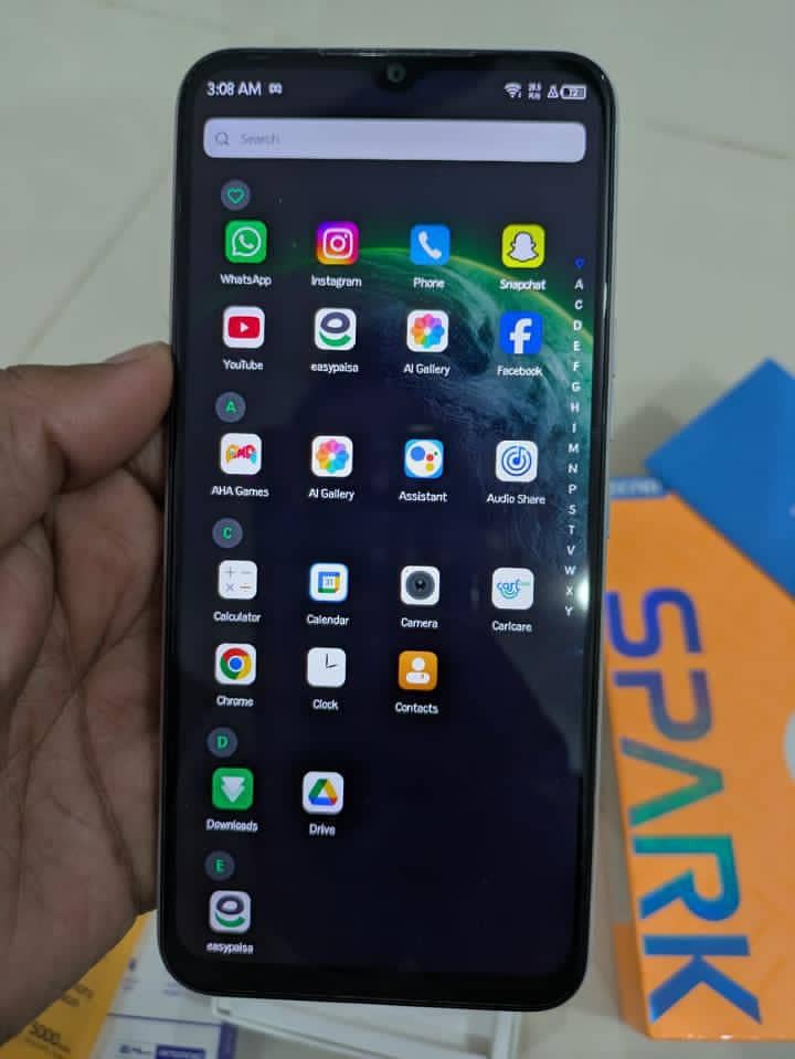 Tecno spark 8c 0