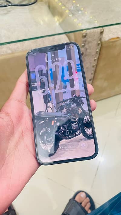 Iphone 12 64GB JV 2 month sim time remaining