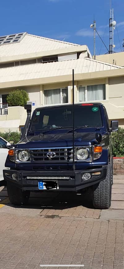 Toyota Land Cruiser RKR