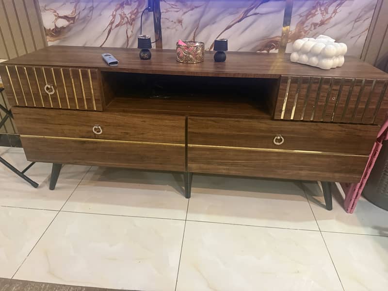Tv console 1