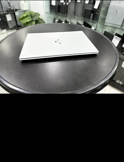 Hp elitebook 845g8 Ryzen 5 5650u i7.11th 6 cores