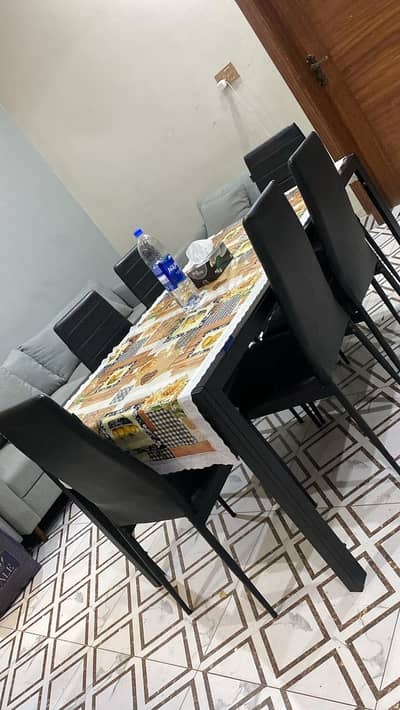 Dining Table Interwood Brand Use Like new