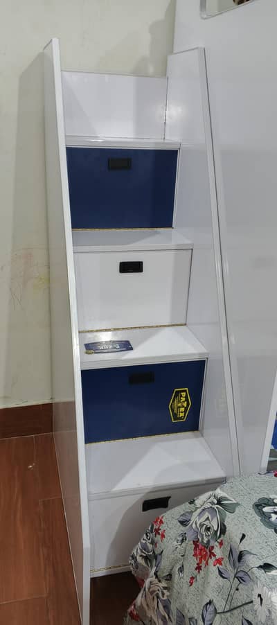 Bunker bed for sales urgently