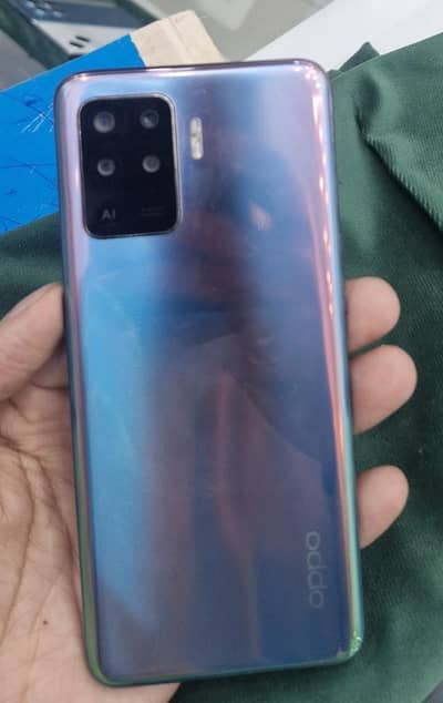 oppo f19 pro (8/128) full box . vivo v23 5g (12/256 full box)