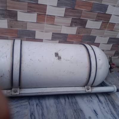 Suzuki CNG cylinder with Kit (Old Model Cultus)