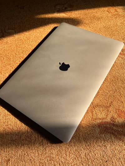 *MacBook Pro 16" (2019) — 16GB RAM | 1TB SSD | Excellent Condition*