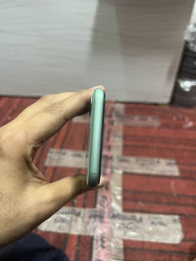 iPhone 11 non pta jv 10/10 water pack phone battery 74 128gb n