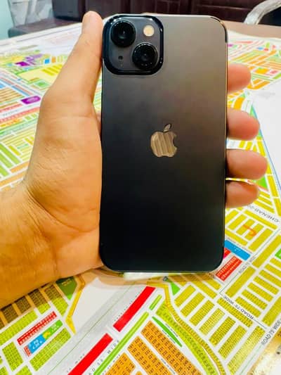 IP 13 For Sale 10/10 Condition Water pack 